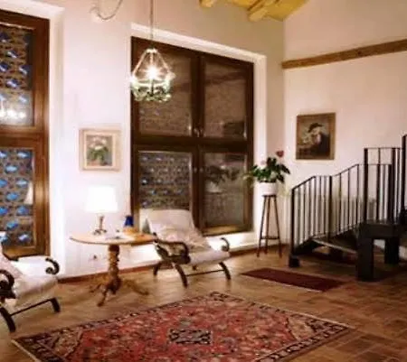 Cascina Blon Alloggio per agriturismo *